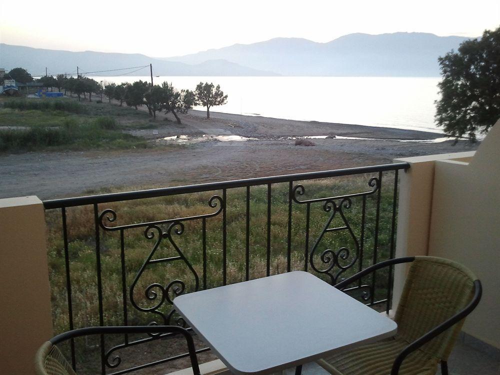 Mesogios Beach Korfalonas 외부 사진