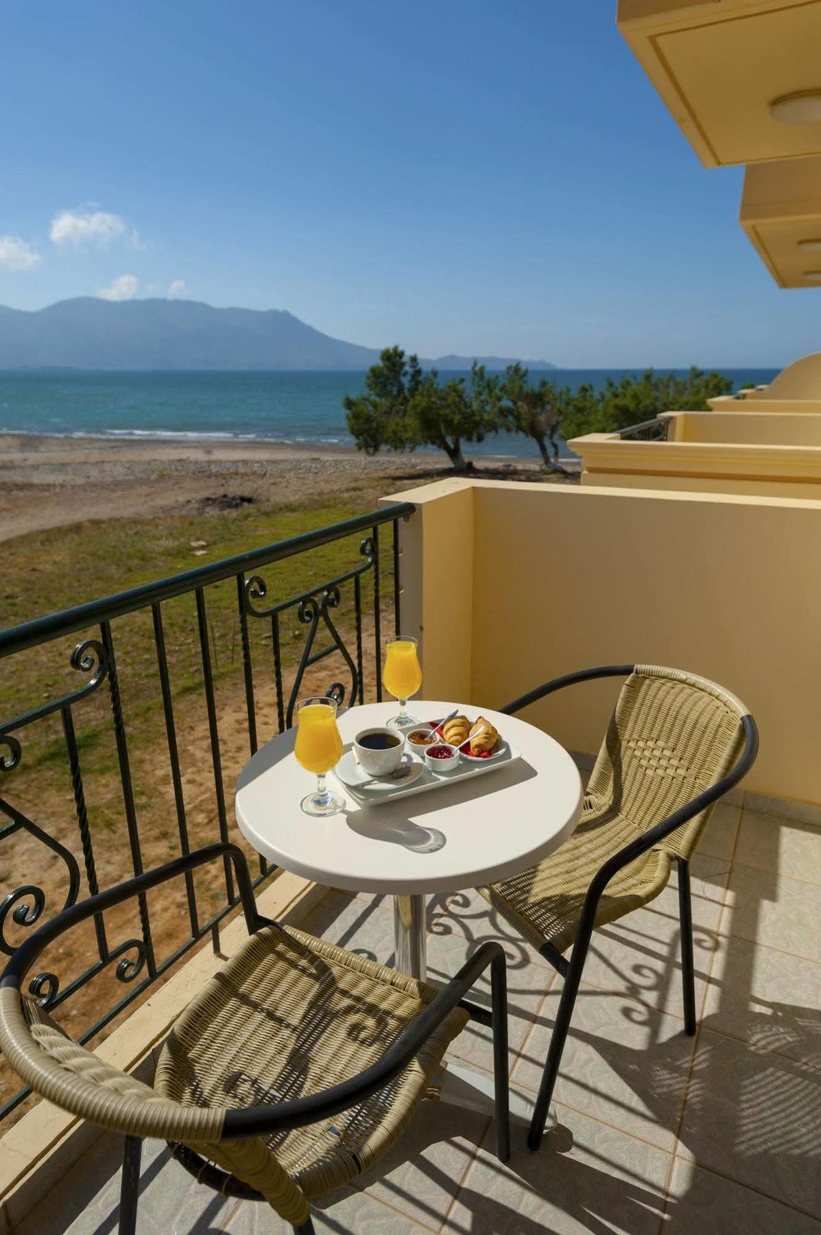 Mesogios Beach Korfalonas 외부 사진